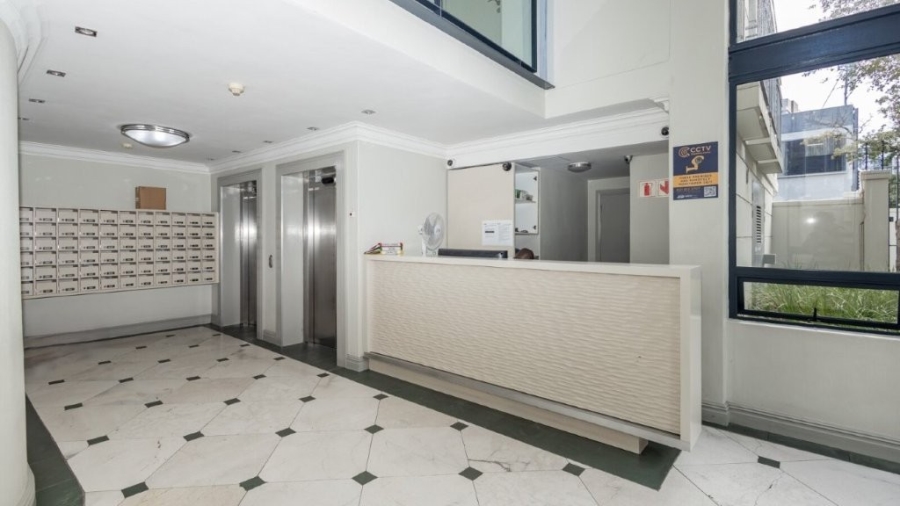 2 Bedroom Property for Sale in Cape Town City Centre Western Cape